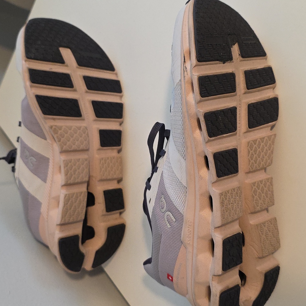 On Running Women's Sneakers - White and Pink - Picture 6 of 7